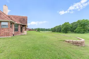 2001 Chapel Creek Dr, Kaufman, TX 75142 - Photo 36