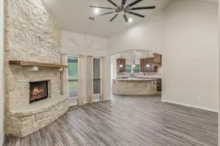 2001 Chapel Creek Dr, Kaufman, TX 75142 - Photo 12
