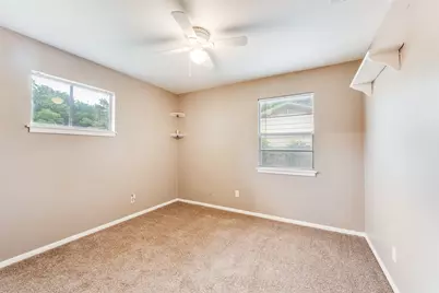520 W Inwood Drive, Arlington, TX 76010 - Photo 22