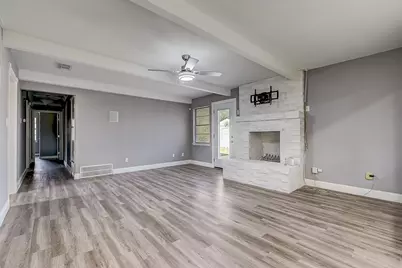 901 Lancaster Park Drive, Lancaster, TX 75146 - Photo 6