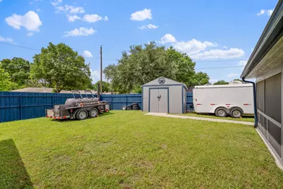 901 Lancaster Park Drive, Lancaster, TX 75146 - Photo 36