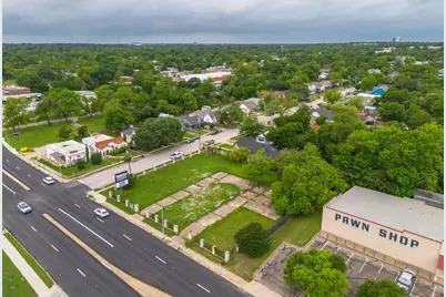 2217 W Waco Drive #2221, Waco, TX 76707 - Photo 6