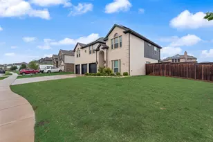 1539 Legacy Dr, Cedar Hill, TX 75104 - Photo 2