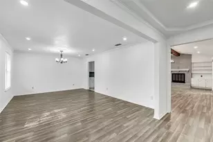 7027 Hunnicut Rd, Dallas, TX 75227 - Photo 8
