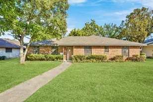 7027 Hunnicut Rd, Dallas, TX 75227 - Photo 1