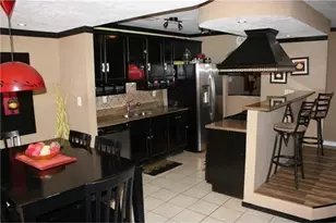 5425 Slay Dr, The Colony, TX 75056 - Photo 4