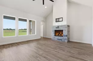 117 Eagle Ct, Glen Rose, TX 76077 - Photo 10
