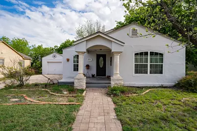 1004 N 7th Street, Ballinger, TX 76821 - Photo 1