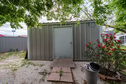 1004 N 7th Street, Ballinger, TX 76821 - Photo 30
