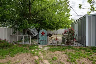 1004 N 7th St, Ballinger, TX 76821 - Photo 32