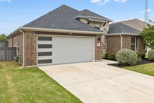 6909 Lilac Dr, Venus, TX 76084 - Photo 2