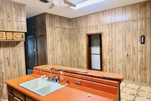 1215 NW 1st Ave, Mineral Wells, TX 76067 - Photo 10