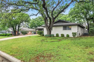 6425 Brentwood Dr, Fort Worth, TX 76112 - Photo 12