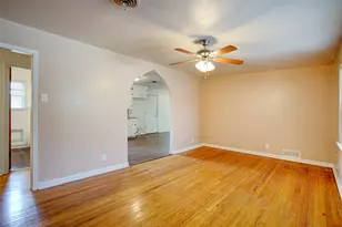 213 Sheri Ln, Hurst, TX 76053 - Photo 4