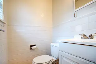 213 Sheri Ln, Hurst, TX 76053 - Photo 18