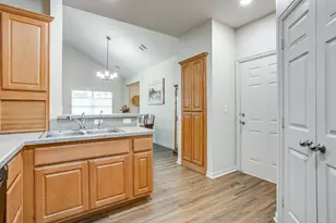 205 Greathouse Village, Decatur, TX 76234 - Photo 14