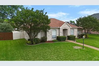 1205 Wicklow Lane, Garland, TX 75044 - Photo 32