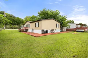 5821 Parkside Ct, Granbury, TX 76048 - Photo 34