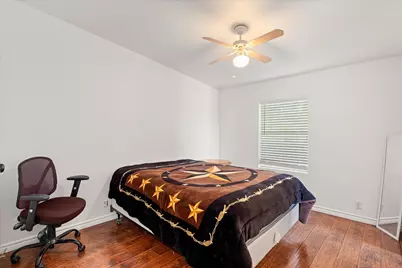 5821 Parkside Court, Granbury, TX 76048 - Photo 24