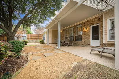 804 Cresthaven Drive, McKinney, TX 75071 - Photo 2