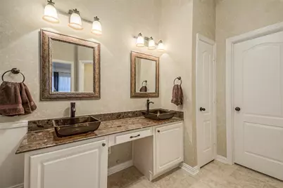 804 Cresthaven Drive, McKinney, TX 75071 - Photo 14