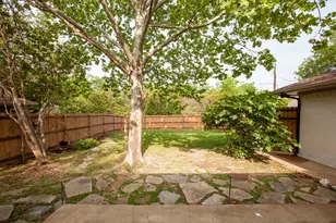 319 Gwendola Dr, McKinney, TX 75071 - Photo 2