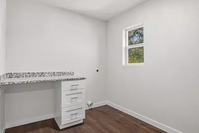 1318 W Water Street, Weatherford, TX 76086 - Photo 12