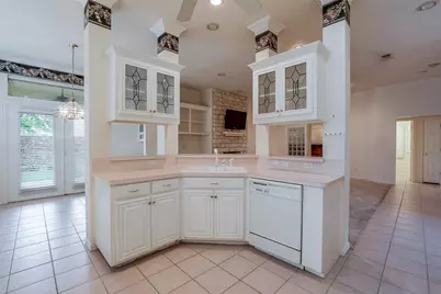 4734 Village Oak Drive, Arlington, TX 76017 - Photo 8