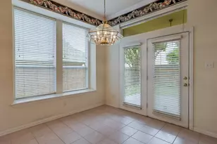 4734 Village Oak Dr, Arlington, TX 76017 - Photo 10