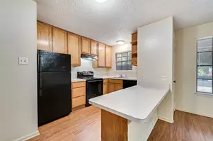 619 Race St, Crowley, TX 76036 - Photo 8