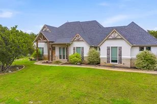198 Cedar Mountain Dr, Weatherford, TX 76085 - Photo 2