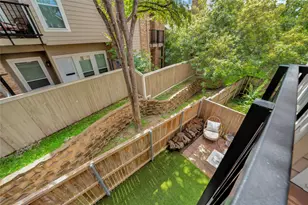 8518 Coppertowne Ln, Dallas, TX 75243 - Photo 30