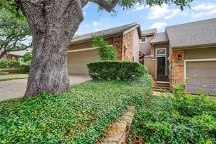 8518 Coppertowne Ln, Dallas, TX 75243 - Photo 2