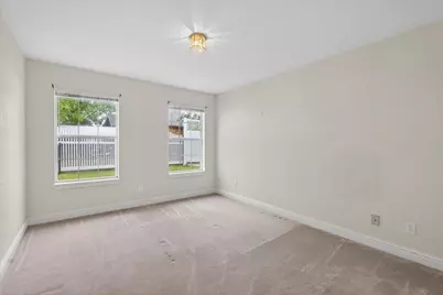 626 E Eubank Street, Mabank, TX 75147 - Photo 16