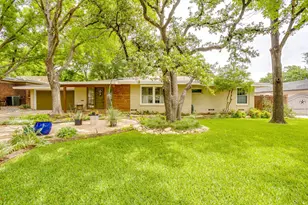 3628 Manderly Pl, Fort Worth, TX 76109 - Photo 8