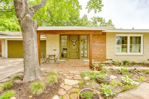 3628 Manderly Pl, Fort Worth, TX 76109 - Photo 10