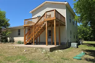 2474 Joe Davis Rd, Whitewright, TX 75491 - Photo 2