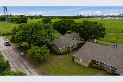1729 Jenkins Lane, Glenn Heights, TX 75154 - Photo 4