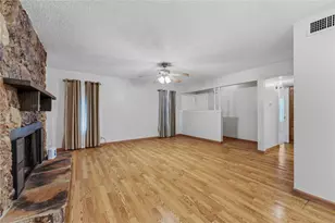 1729 Jenkins Ln, Glenn Heights, TX 75154 - Photo 8