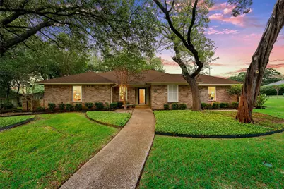 9920 Sandalwood Drive, Woodway, TX 76712 - Photo 1