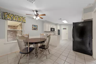 9920 Sandalwood Drive, Woodway, TX 76712 - Photo 12