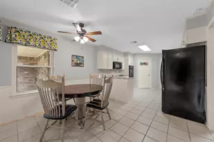 9920 Sandalwood Dr, Woodway, TX 76712 - Photo 12