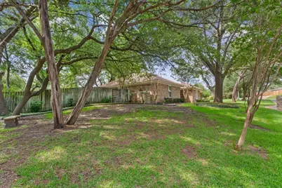 9920 Sandalwood Drive, Woodway, TX 76712 - Photo 4