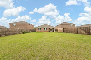 8 Glen Crossings Rd, Edgecliff Village, TX 76134 - Photo 22