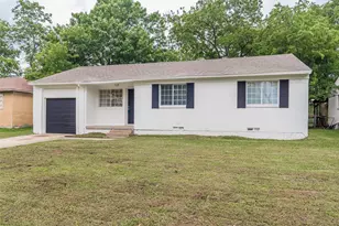 3433 Moon Dr, Mesquite, TX 75150 - Photo 2