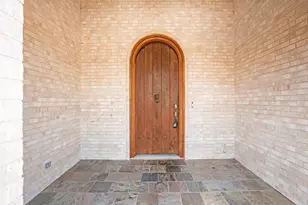 9520 Nutcracker Ct, Granbury, TX 76049 - Photo 6