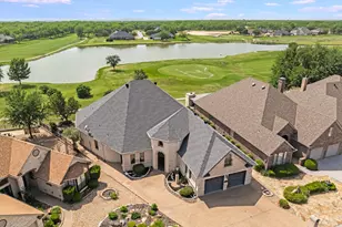 9520 Nutcracker Ct, Granbury, TX 76049 - Photo 2