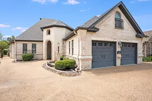9520 Nutcracker Ct, Granbury, TX 76049 - Photo 2