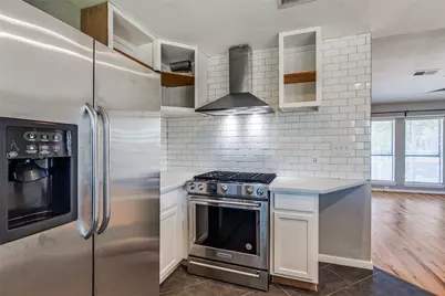 630 W Canty Street #B6, Dallas, TX 75208 - Photo 12