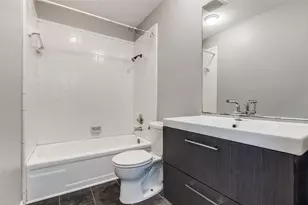 630 W Canty St, Dallas, TX 75208 - Photo 22